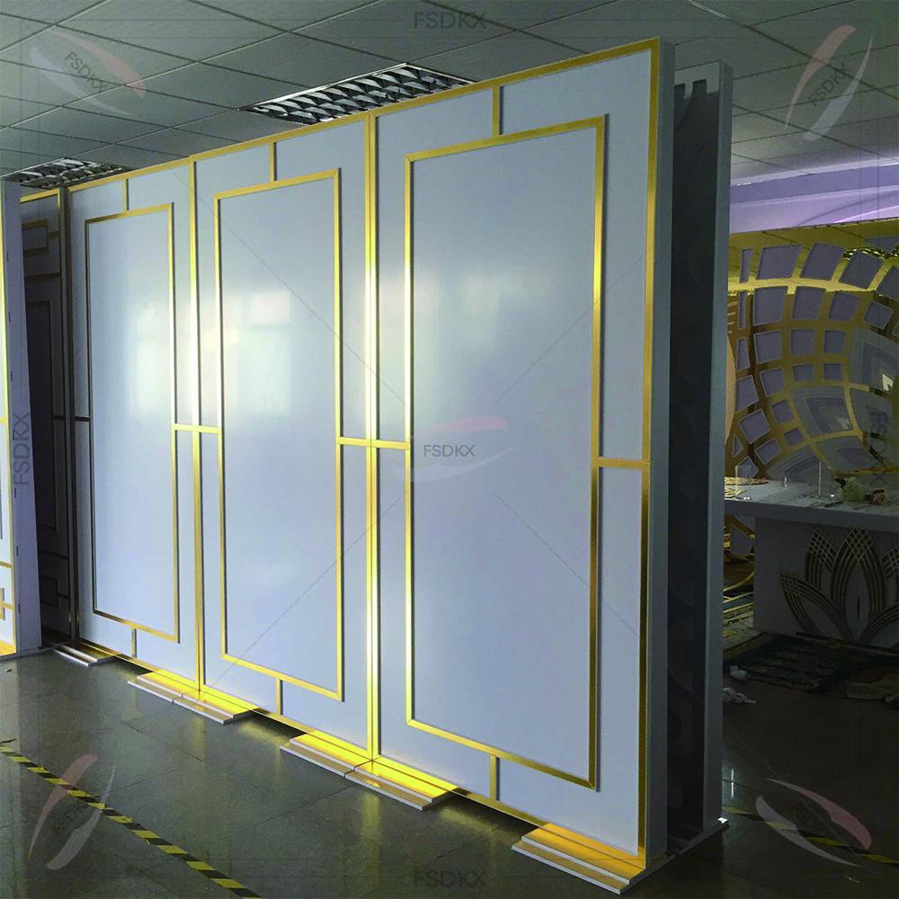 Shiny Gold Party Supplies Back - Event Party Supply Rental ulasan dan harga